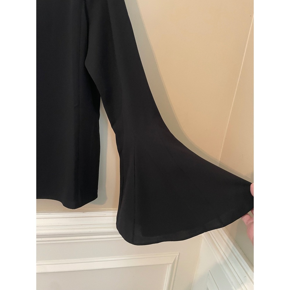 FRAME Black Bell Sleeve Keyhole Back Stretch Crepe Blouse Size M - Picture 5 of 7